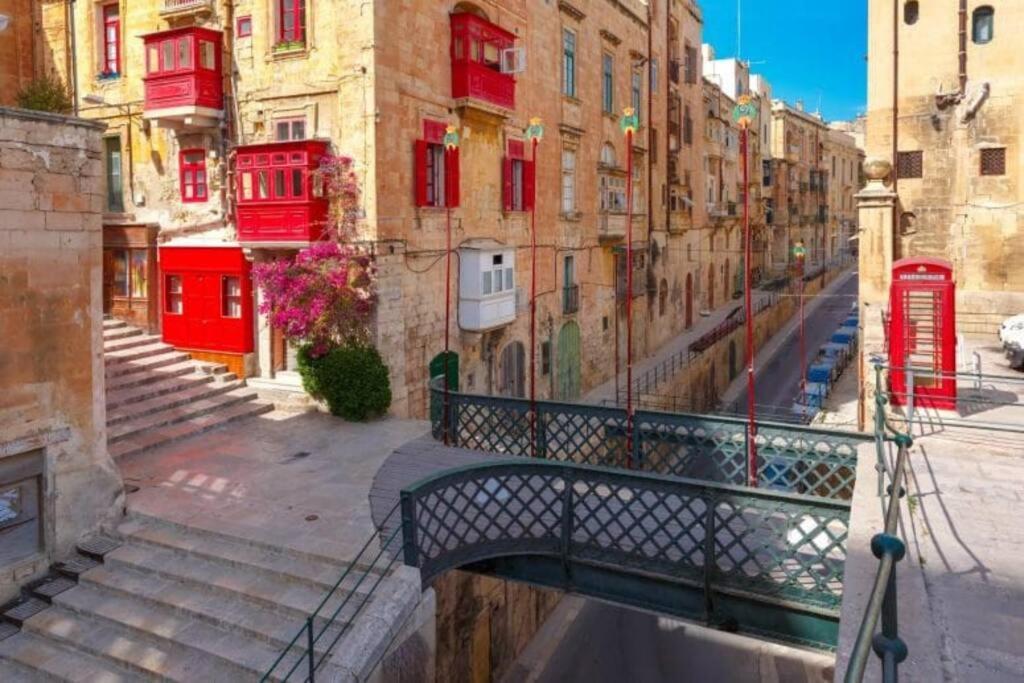 Valletta Apartment With Harbour Veiw Exterior photo